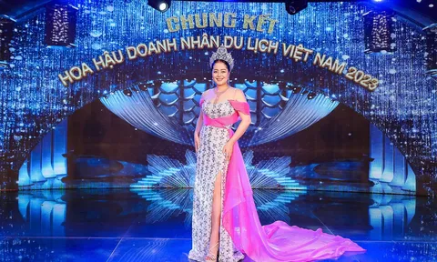 Hoa hậu Trương Thị Tú Anh xuất hiện tại sự kiện nhan sắc lộng lẫy sau đăng quang