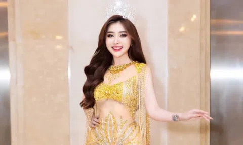 Á hậu Thùy Linh diện dạ hội sang trọng tham dự Thanks Party sau cuộc thi Hoa hậu Doanh nhân Sắc đẹp Toàn cầu 2023