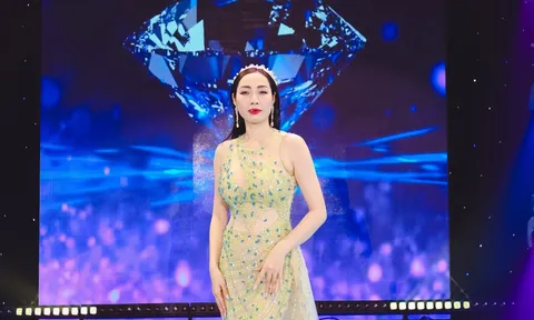 Á hoàng Võ Lý Sang khoe sắc tại đêm chung kết Hoa hậu Thương hiệu Việt Nam 2023